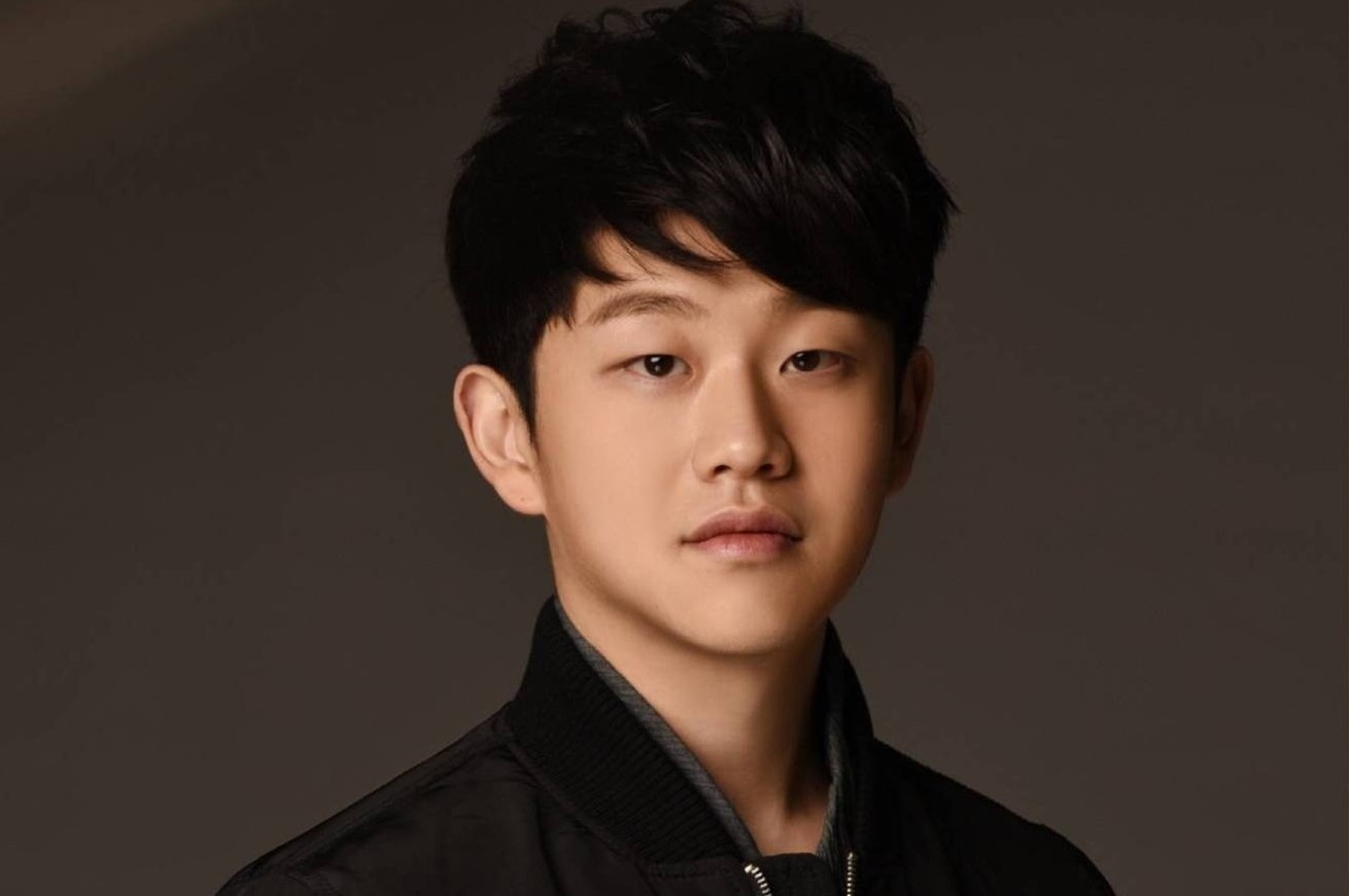 Nam ca si Choi Sung Bong qua doi o tuoi 33 hinh anh