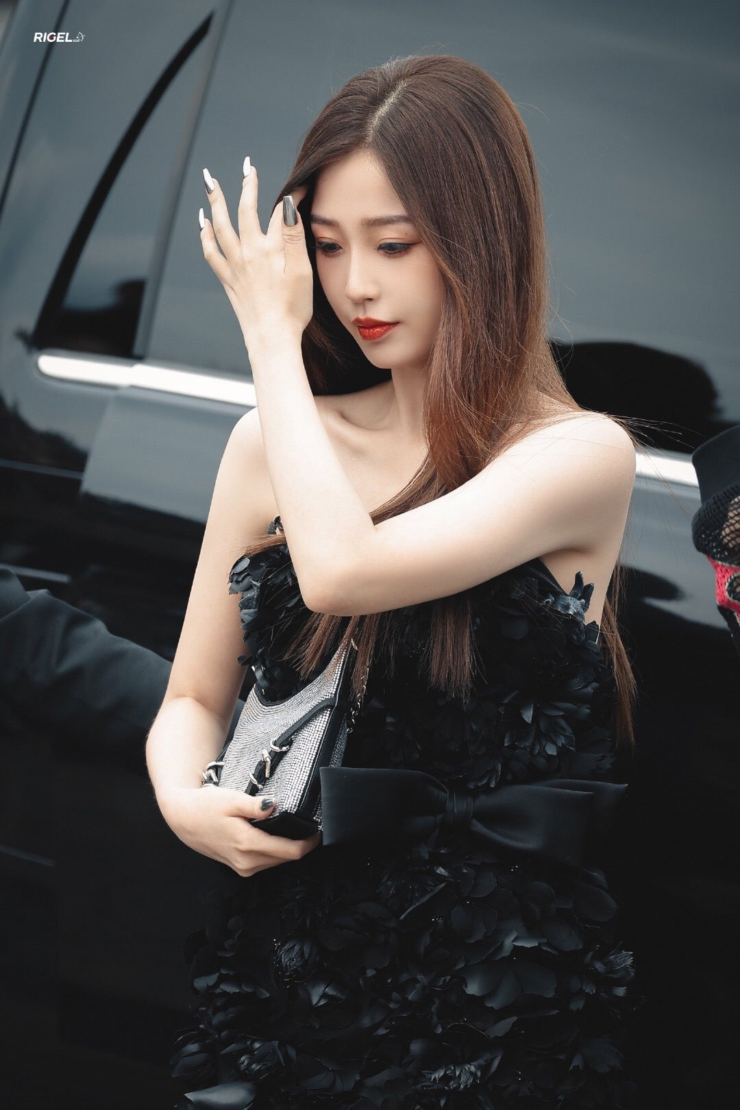 ngu thu han givenchy anh 1