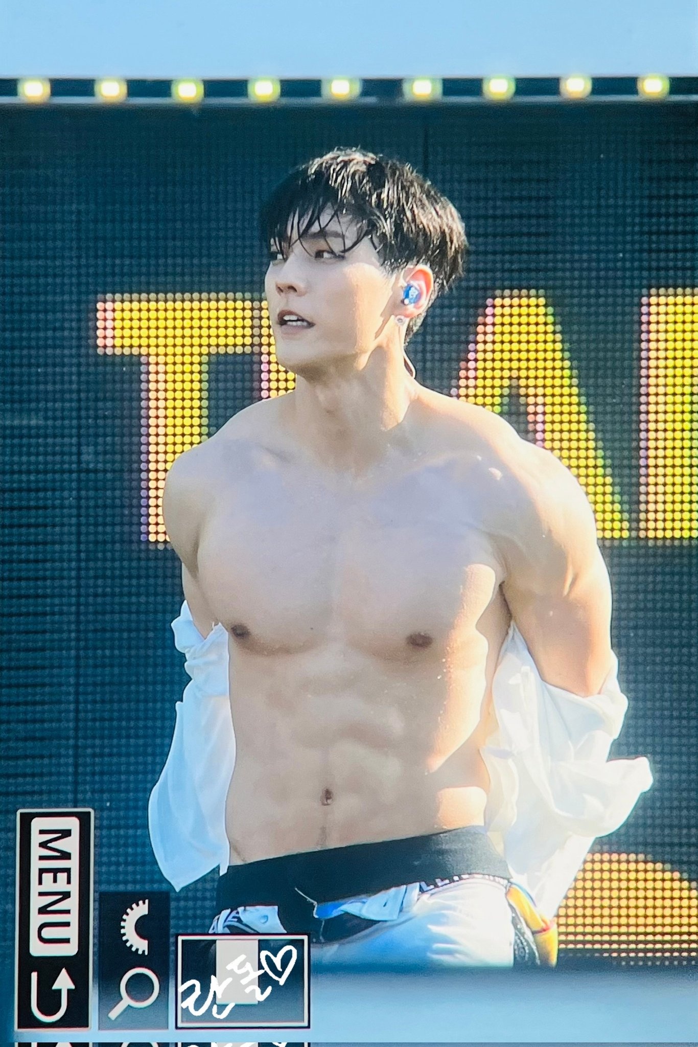 minhyuk co bap anh 5