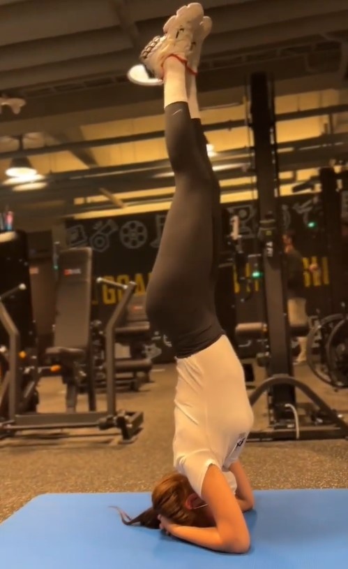 soyou mặc áo tắm ảnh 9 soyou mac ao tam anh 9