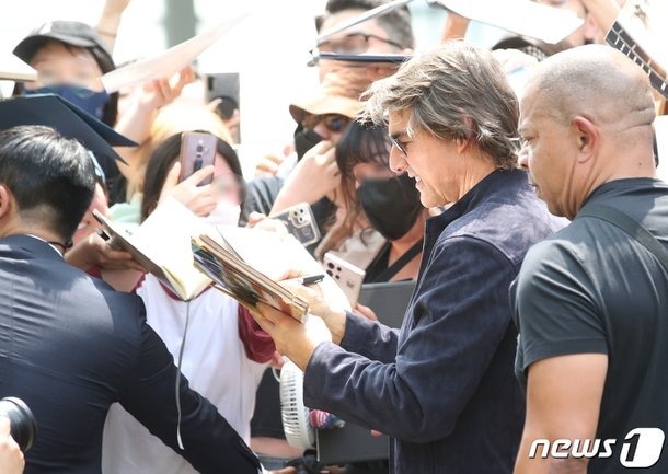 tom cruise hàn quốc ảnh 11 tom cruise han quoc anh 11