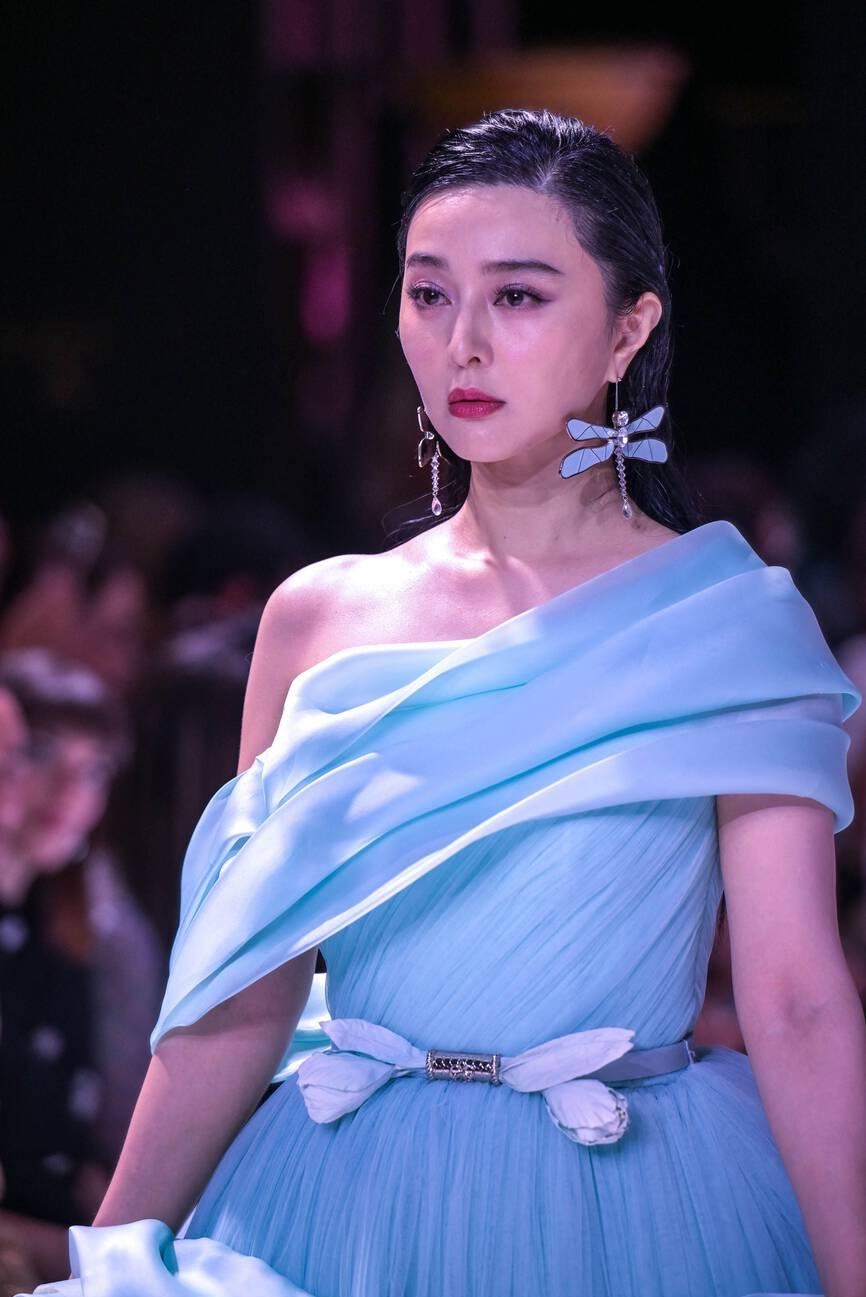 pham bang bang anh 10