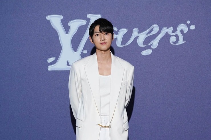 Dan my nam chau A va tham vong cua Louis Vuitton hinh anh