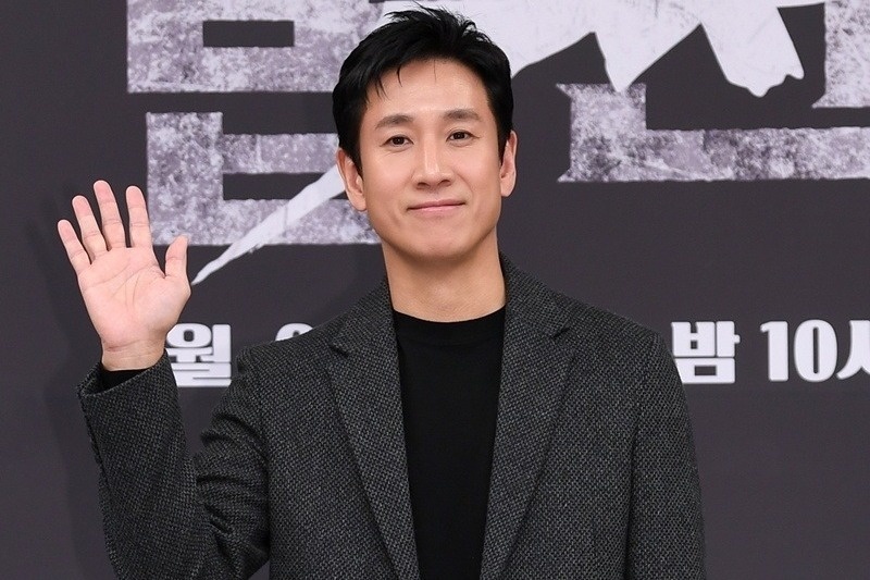 Vo Lee Sun Kyun: 'Chong toi de lai thu tuyet menh' hinh anh