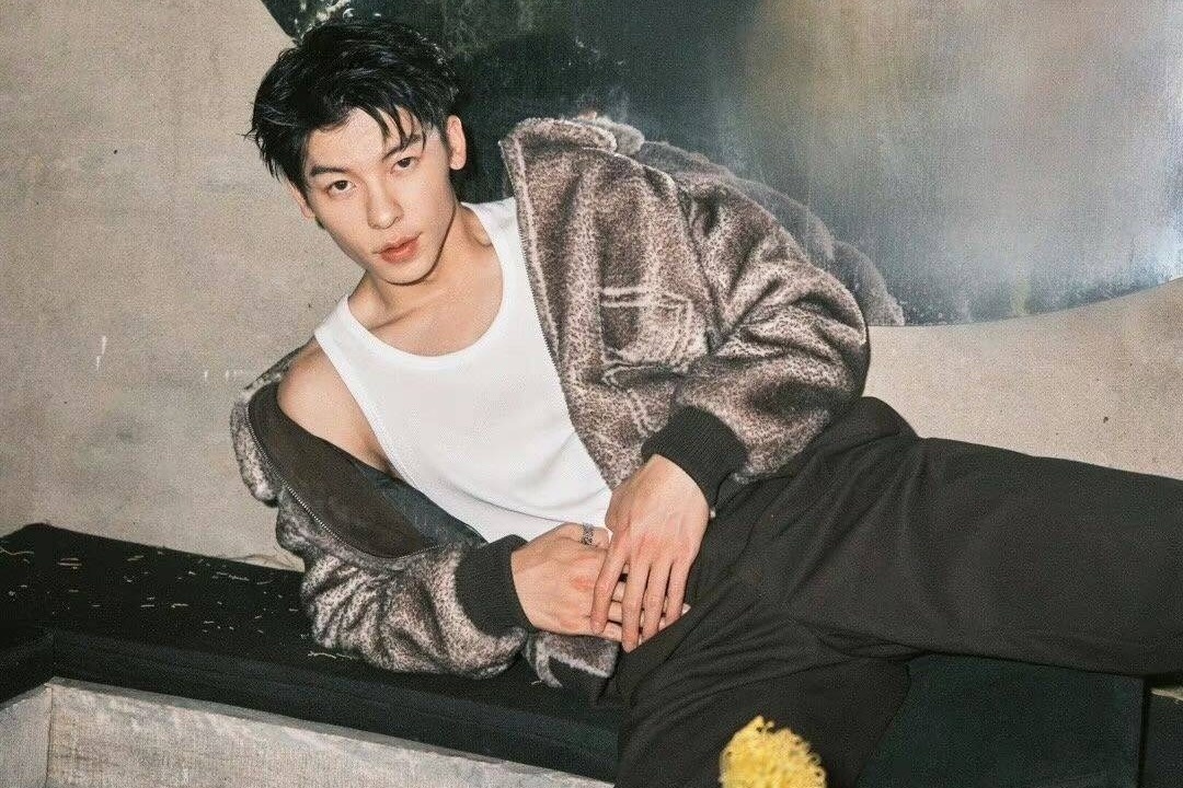 Hua Quang Han va hanh trinh tro thanh dai su toan cau Fendi hinh anh