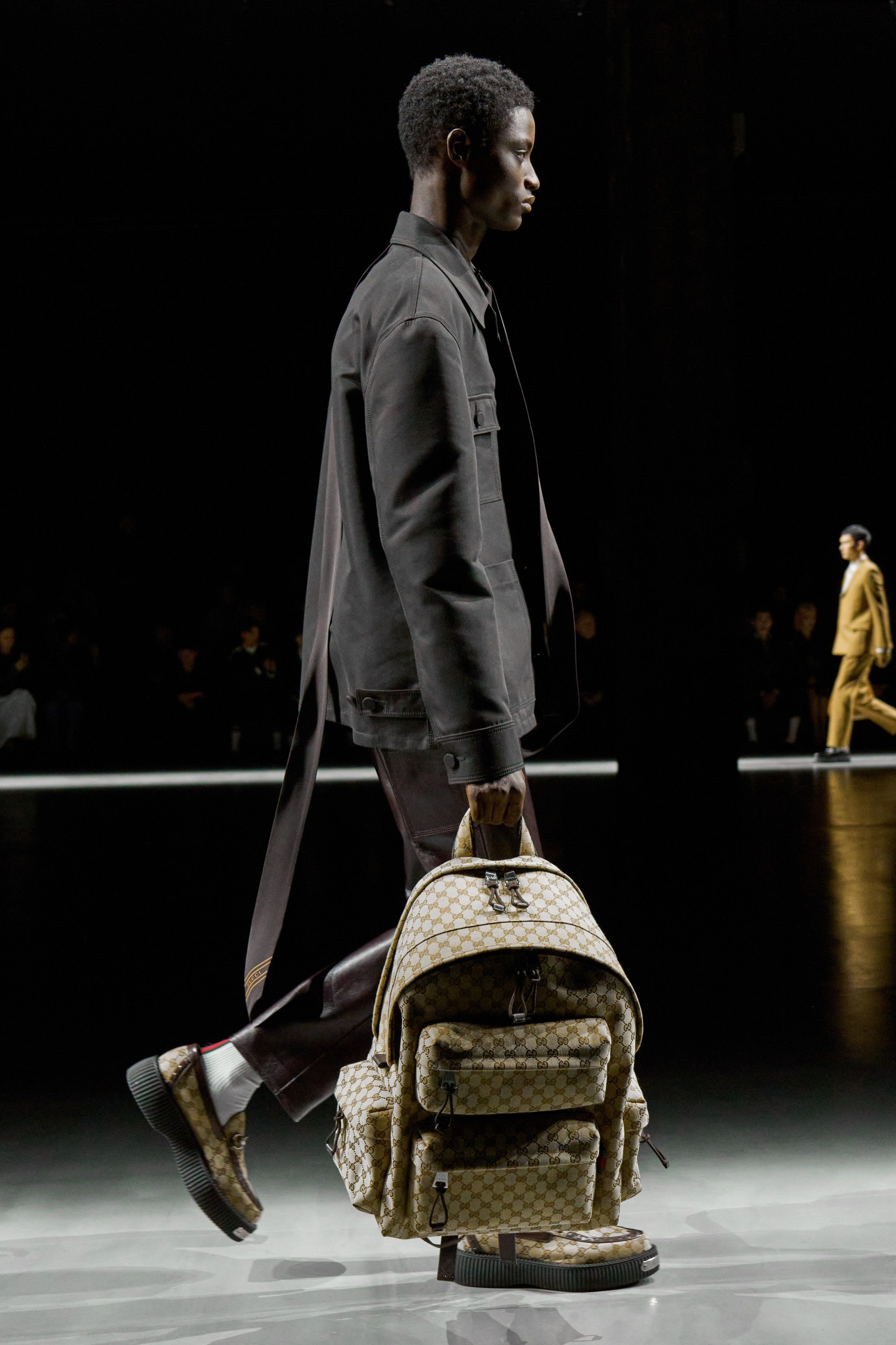 iu show gucci anh 13