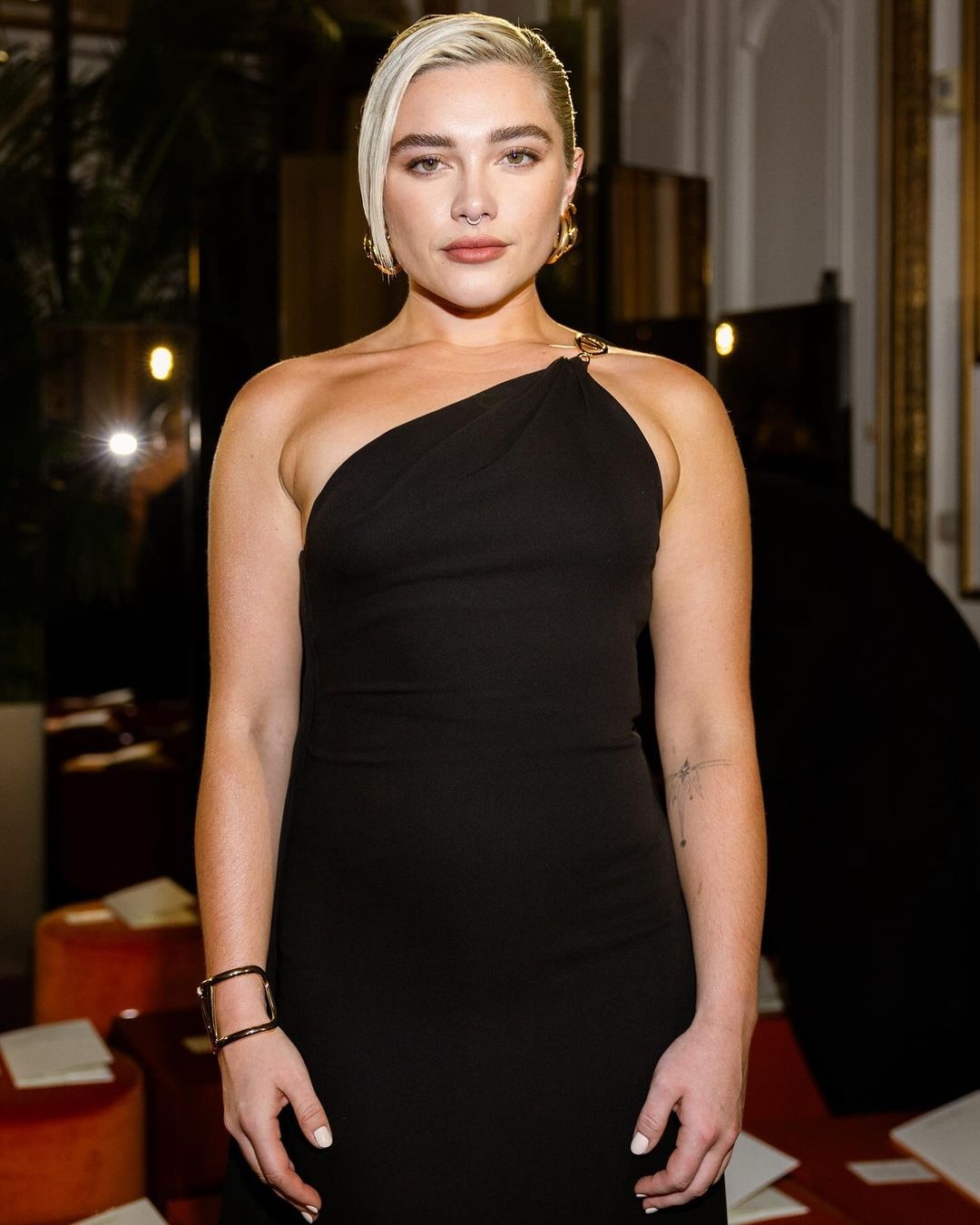 nguoi mau goi cam anh 9