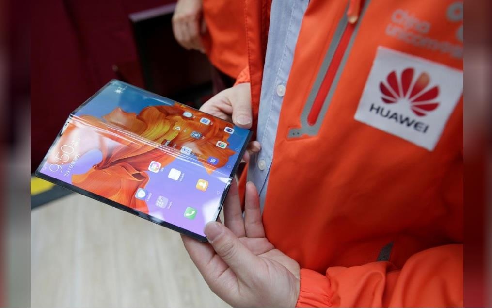 Den khi nao smartphone man hinh gap moi chiu len ke? hinh anh