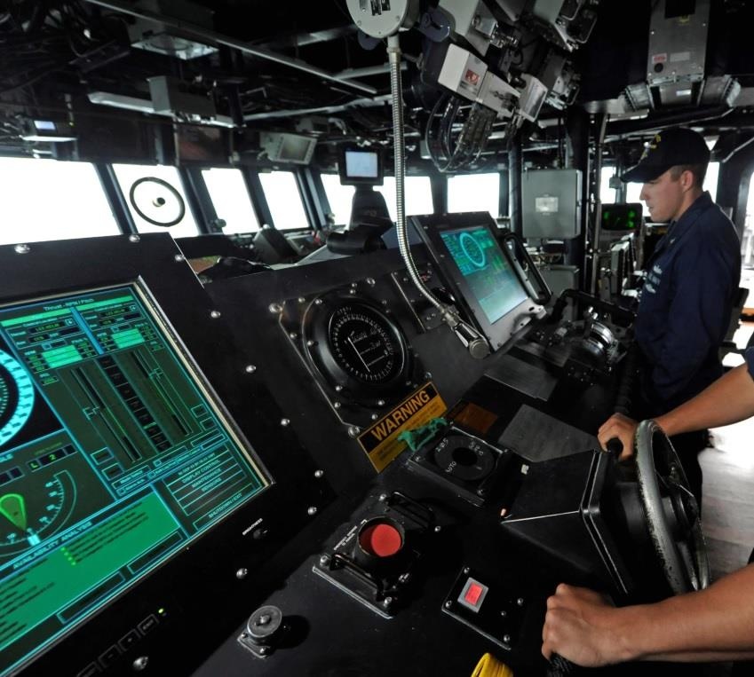 Hai quan My da chan ngay man hinh cam ung va day la nguyen nhan hinh anh