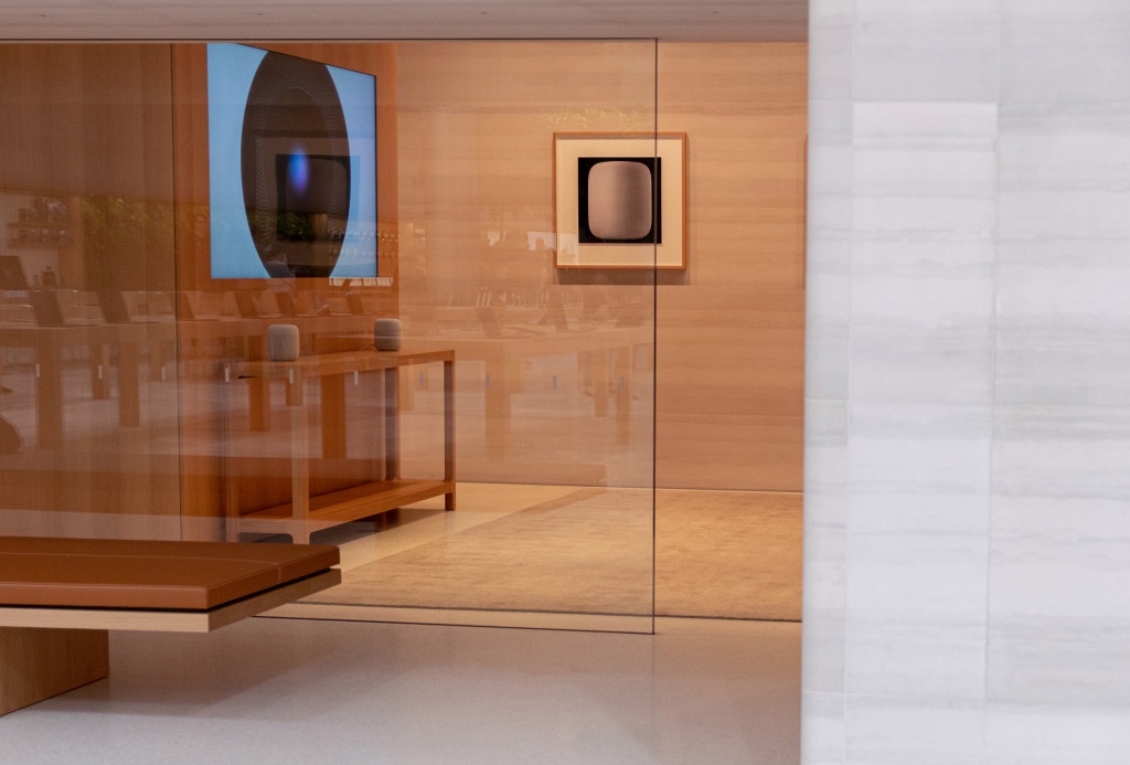 ben trong Apple Fifth Avenue anh 9