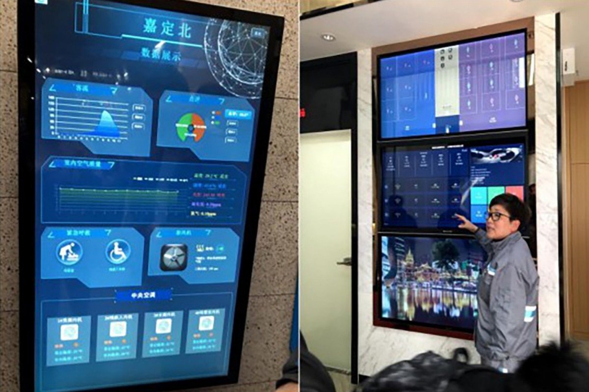 Toilet bao dong neu khach dung qua 15 phut hinh anh