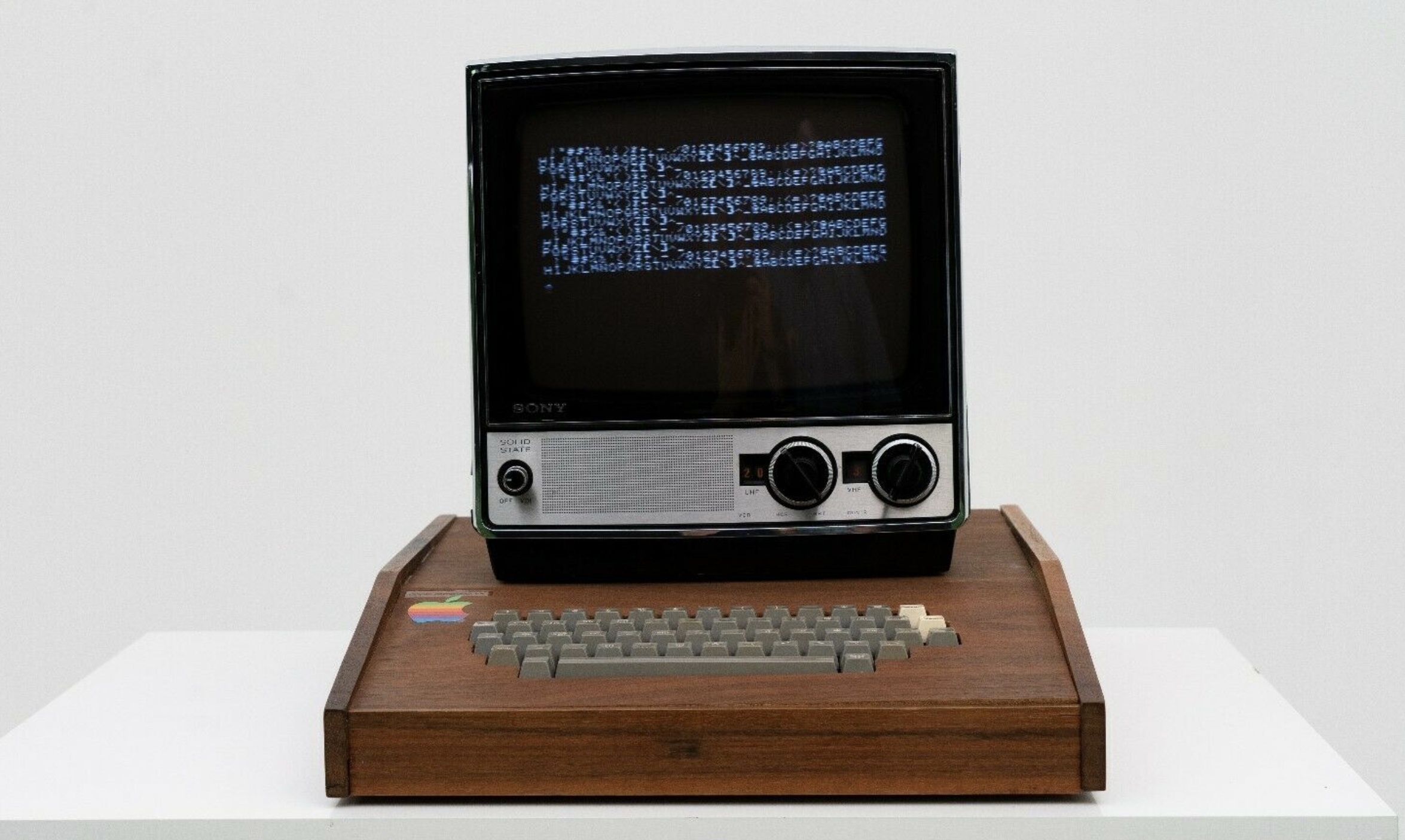 máy tính Apple-1 giá kỷ lục ảnh 1 may tinh Apple-1 gia ky luc anh 1