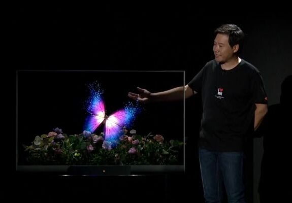 CEO Xiaomi ban hang livestream duoc 30 trieu USD hinh anh