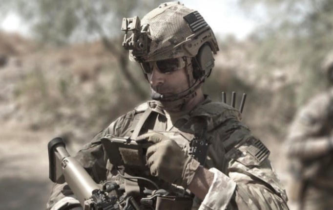 Chiec Galaxy S20 danh cho quan doi anh 10