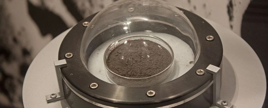 NASA mua da Mat Trang anh 2