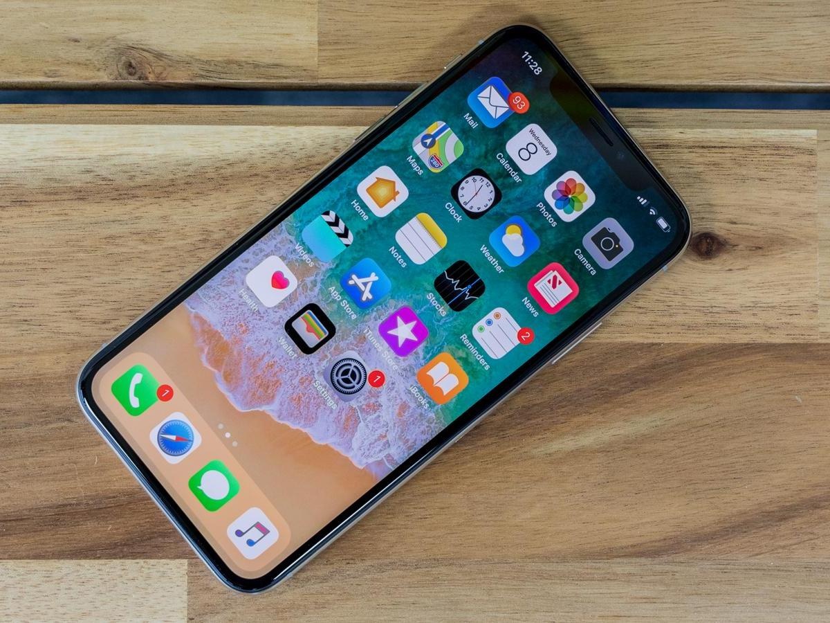 thiet ke cua iPhone 12 anh 13