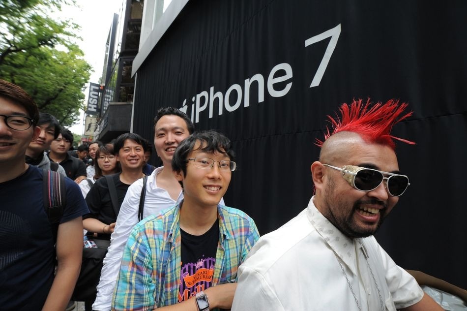 mua iPhone 12 o dau anh 14