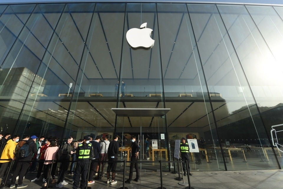 Apple dat ky luc doanh thu anh 1