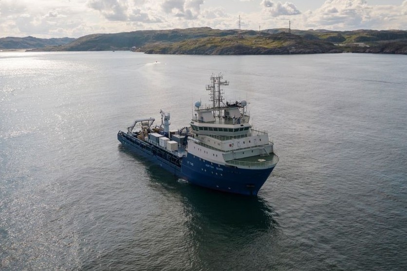 Nga keo cap quang xuyen vung bien Bac Cuc hinh anh