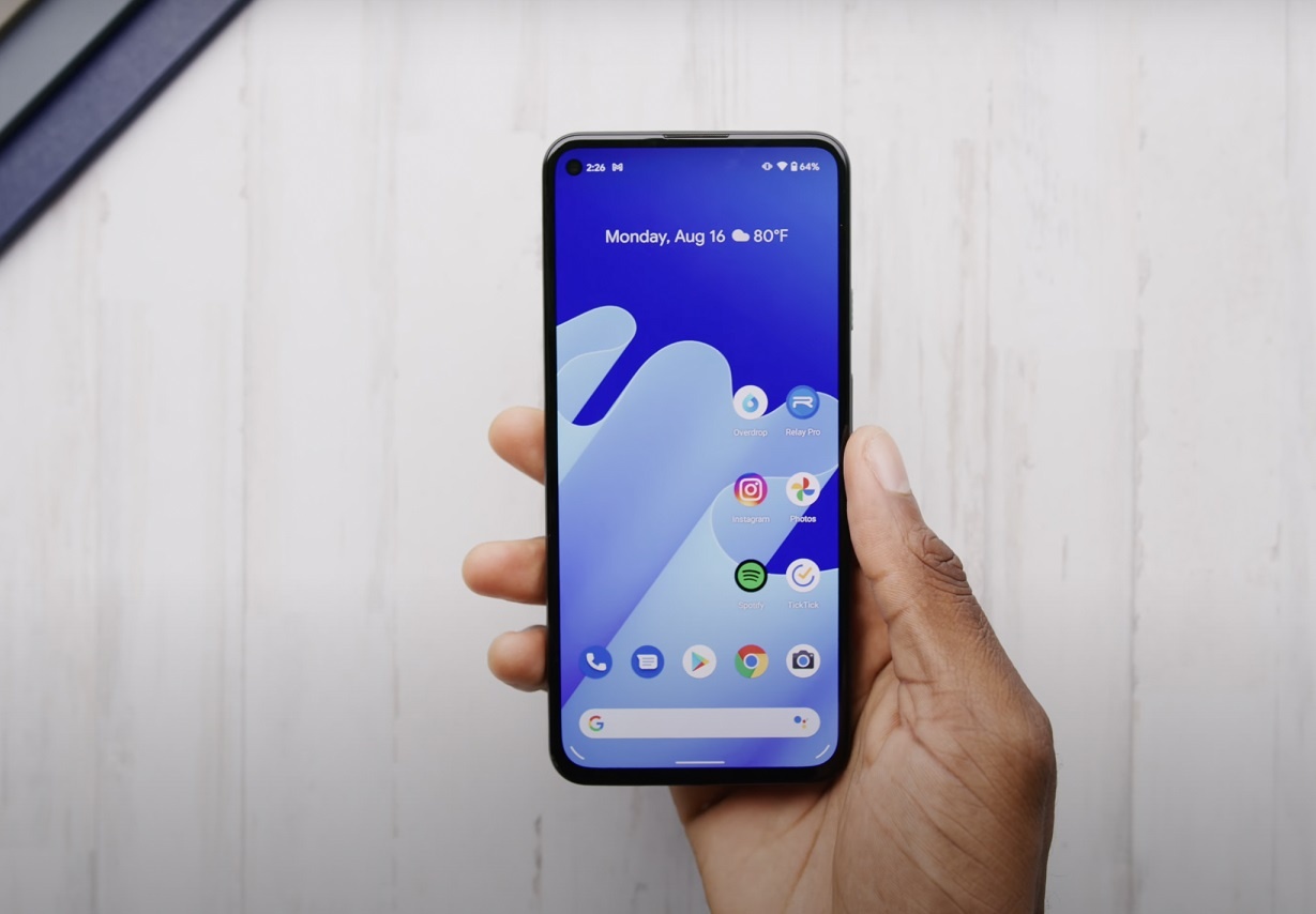 uu diem cua Pixel 5a so voi iPhone SE anh 2