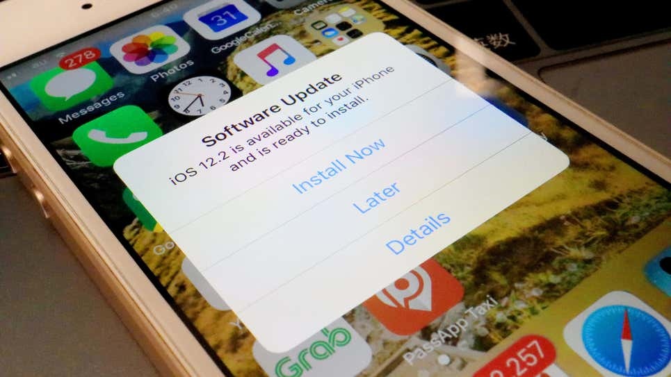 cach tang toc iPhone cu anh 10