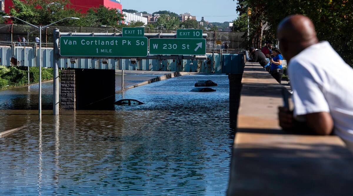 New York ngap lut trong sieu bao Ida anh 2