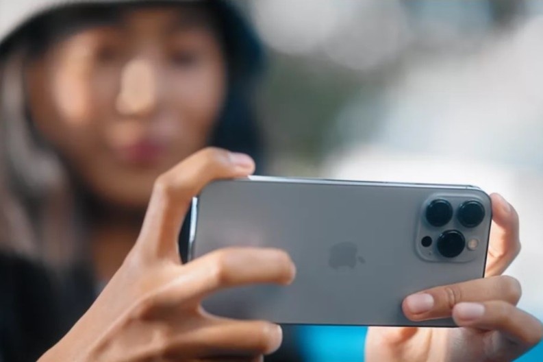 iPhone 13 giao hang tre do anh huong dich Covid-19 tai Viet Nam hinh anh