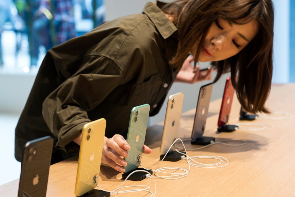 Apple da ban duoc 2 ty chiec iPhone hinh anh