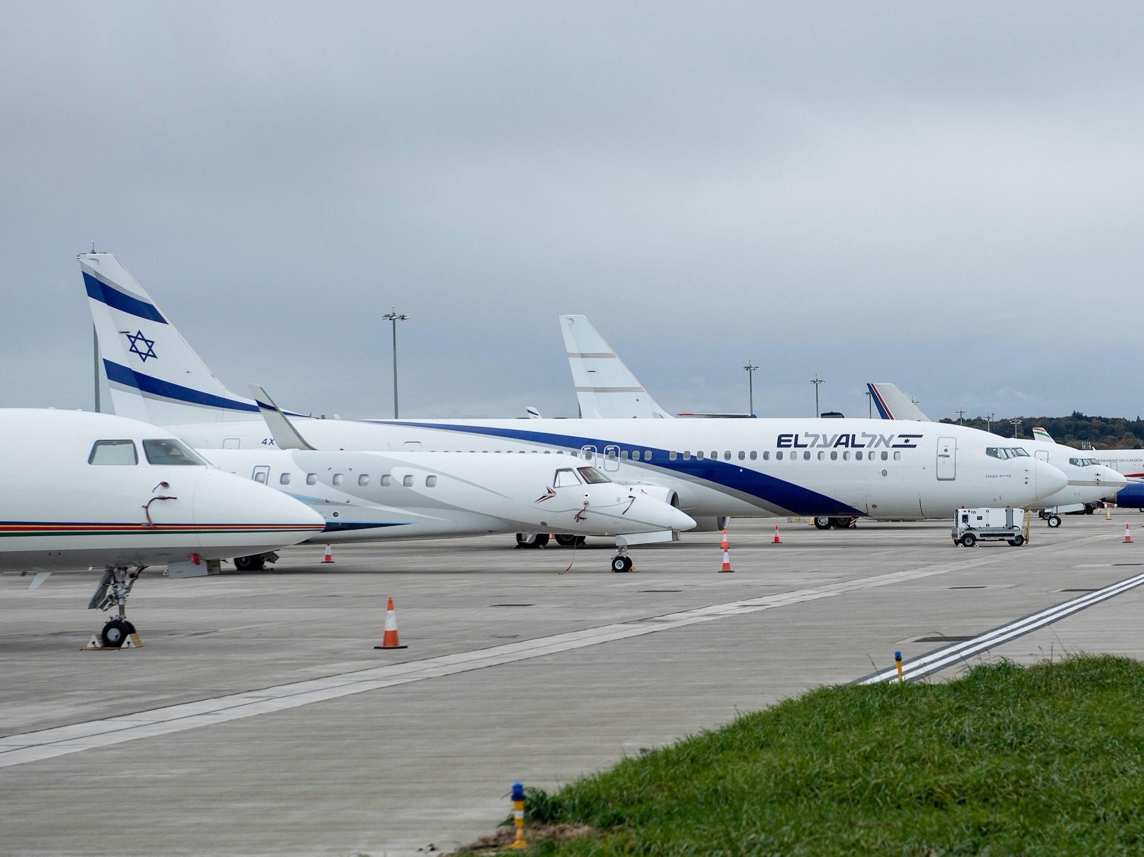 Bill Gates tra phi moi truong anh 2