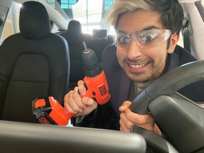 Kiem 800 USD moi thang nho dao coin bang xe dien Tesla hinh anh