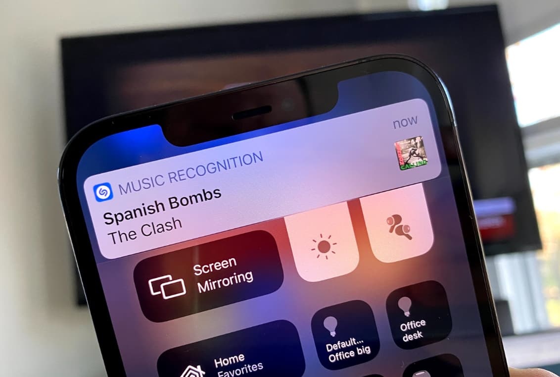 Cach dung iPhone de nhan biet bai hat hinh anh