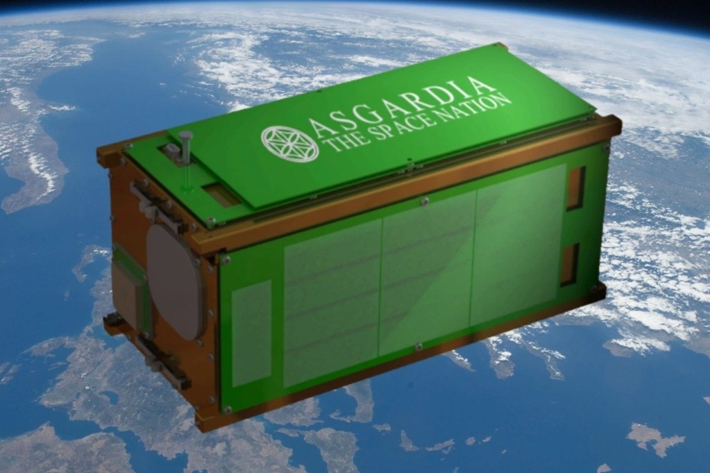 Lanh tho khong gian dau tien sap boc chay, roi nguoc lai Trai Dat hinh anh