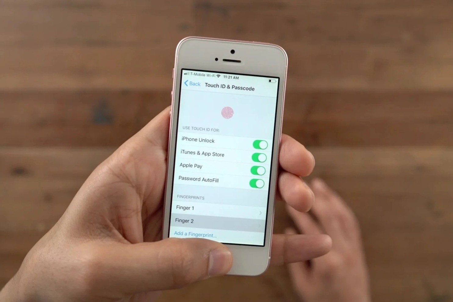 Touch ID se khong quay lai iPhone hinh anh