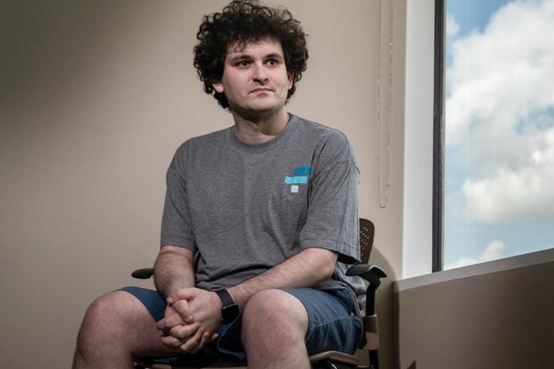 Ty phu tien so vua pha san 'chua tung doc mot quyen sach' hinh anh