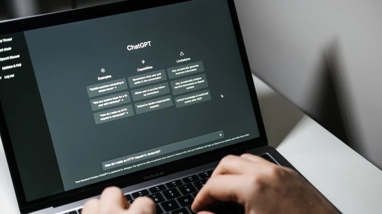 Hang loat ma doc dang nup bong ChatGPT hinh anh