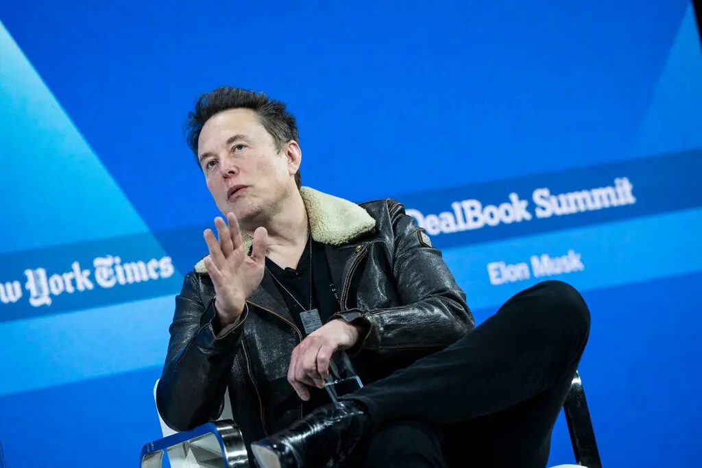 Elon Musk se la nguoi dau tien co nghin ty USD? hinh anh
