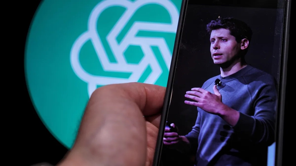 Sam Altman vi ChatGPT nhu bom nguyen tu hinh anh