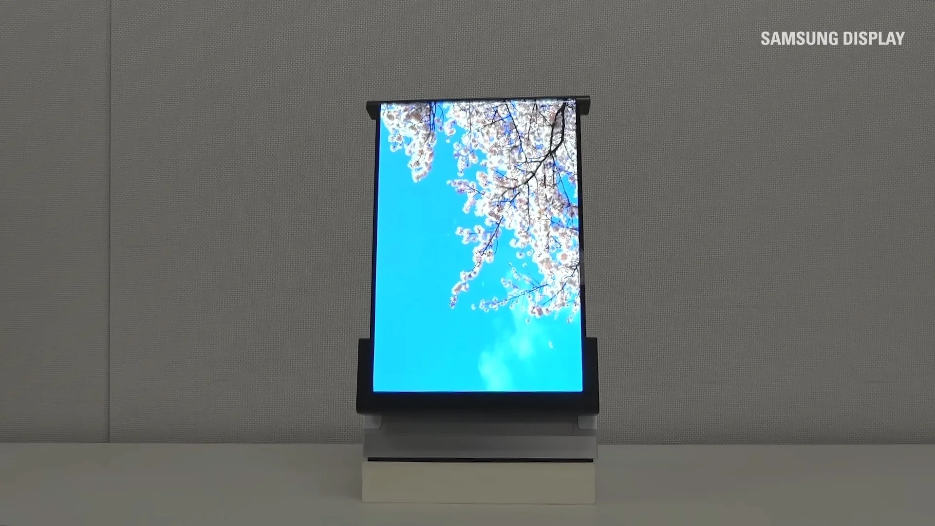 Samsung co the ra mat kieu dien thoai chua tung co hinh anh