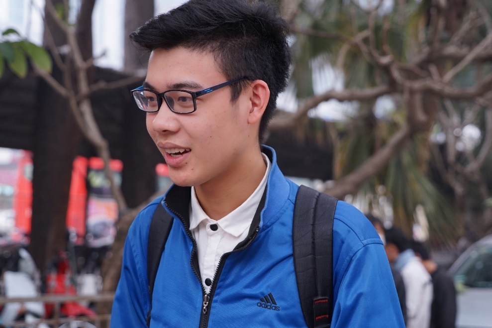 Gan 1.000 sinh vien thu do nhan ve mien phi ve que an Tet hinh anh