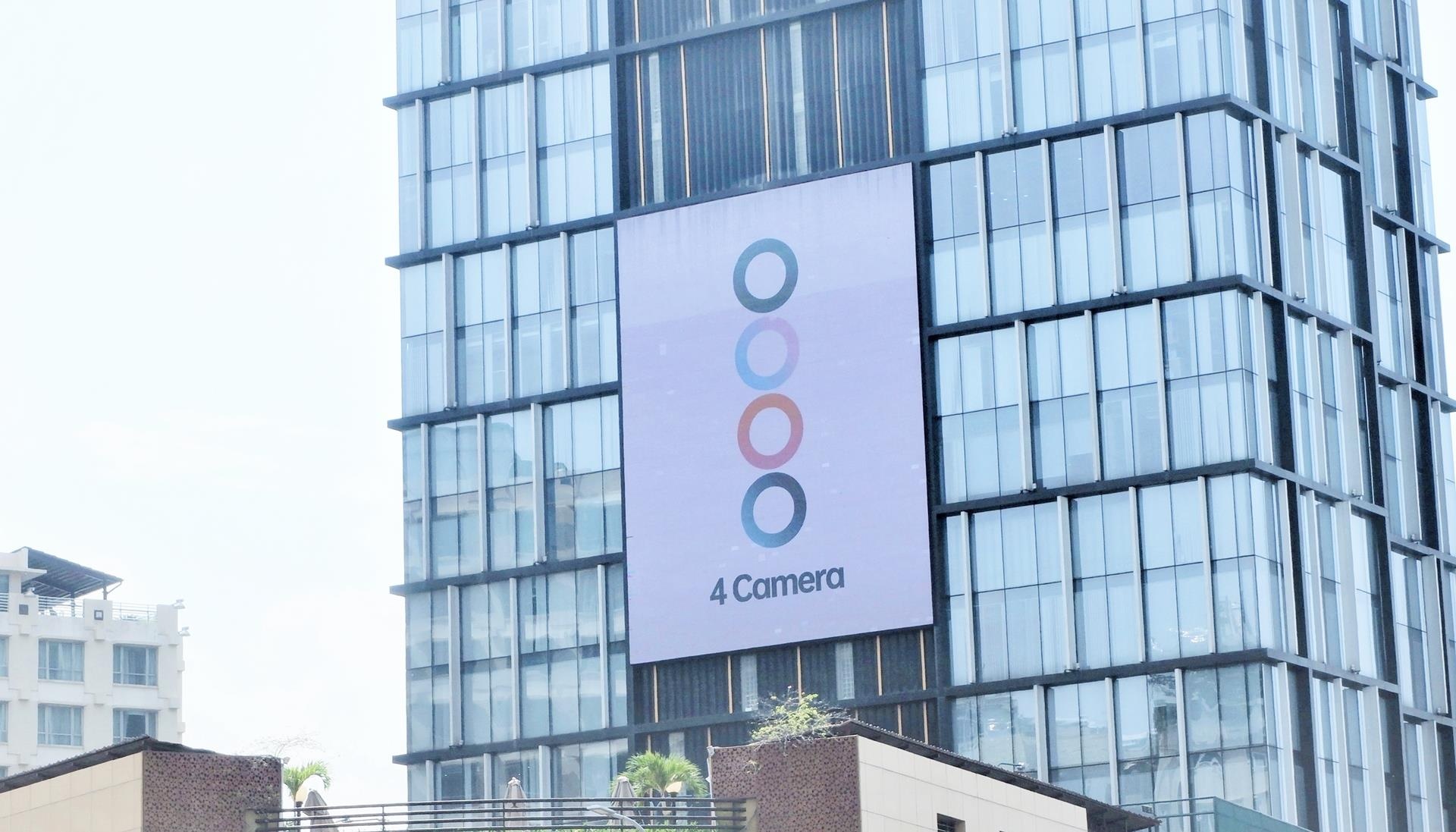 Video: Hinh anh Oppo Reno2 series 'phu song' khap duong pho hinh anh