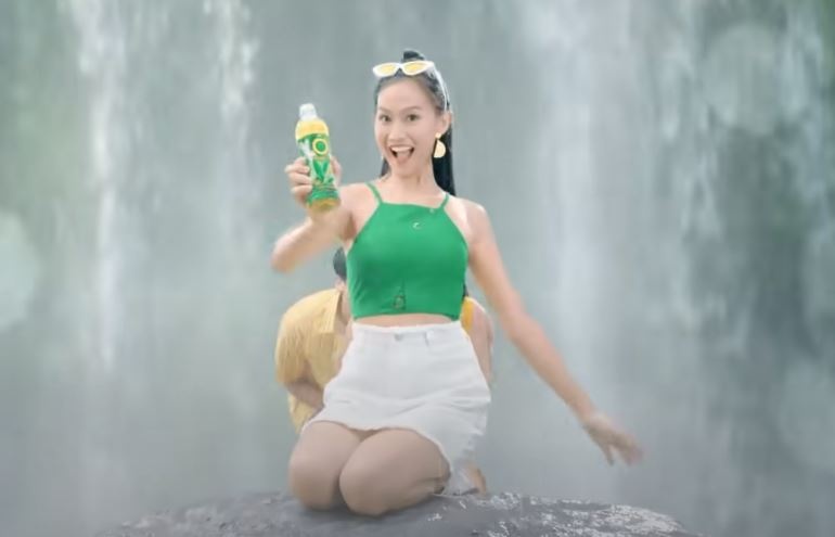 Video -  Giai khat bang tra xanh hinh anh