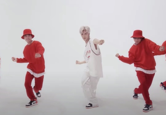 Video - 'Vu dieu tay giun' hinh anh