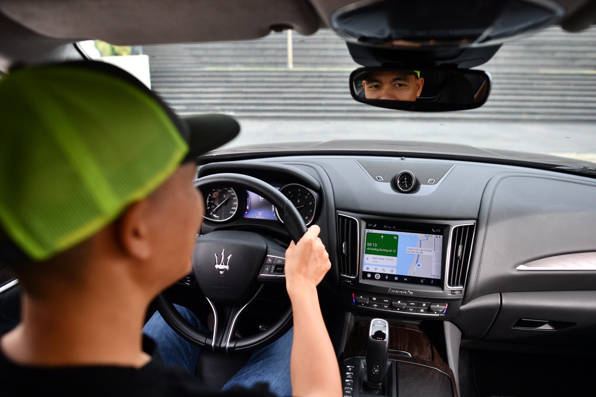 Zalo,  ky su Zalo anh 4