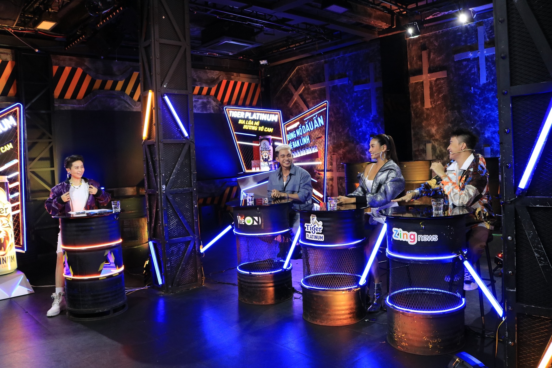 Dau an he ban linh anh 4