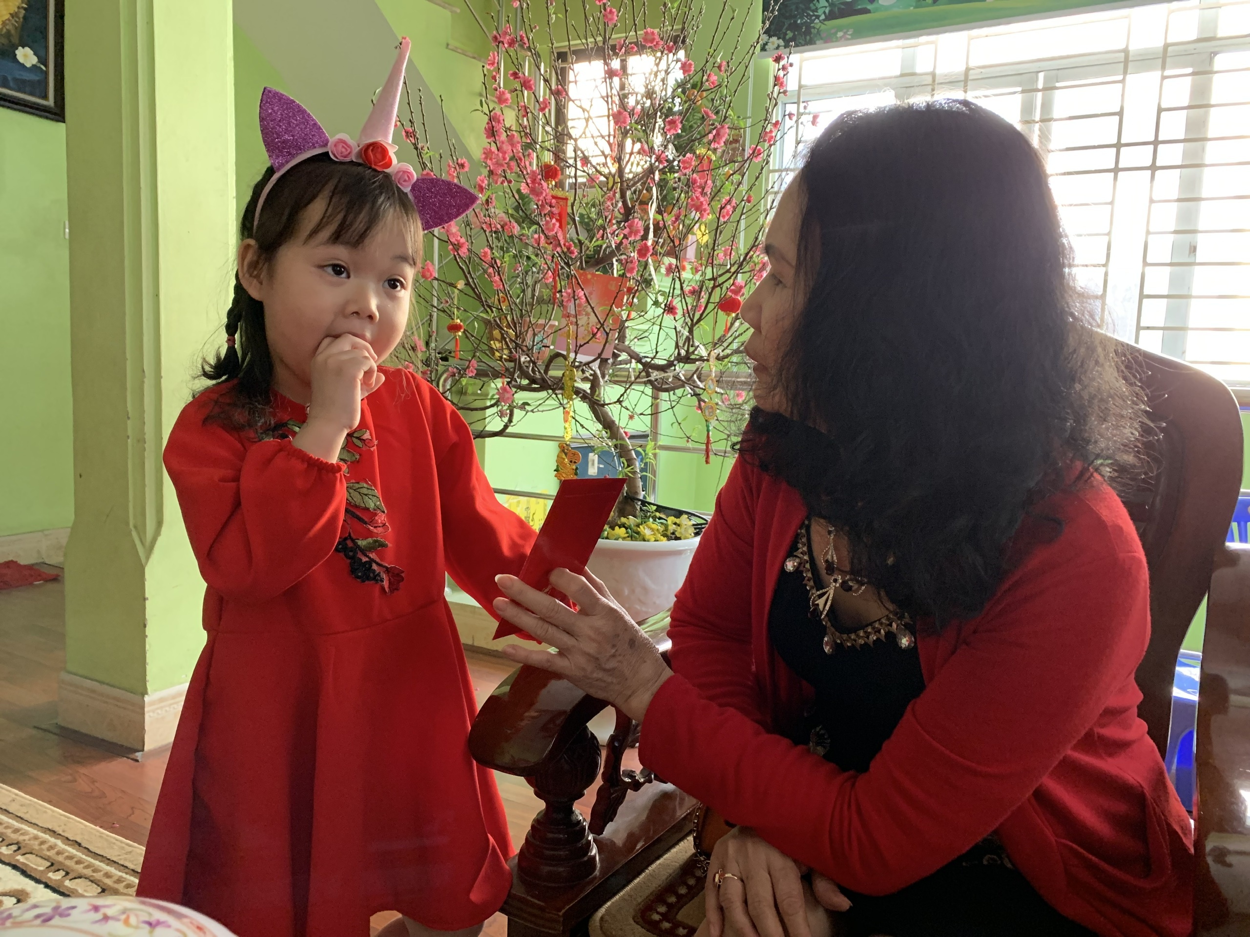 ky uc,  sum vay,  ngay Tet anh 4