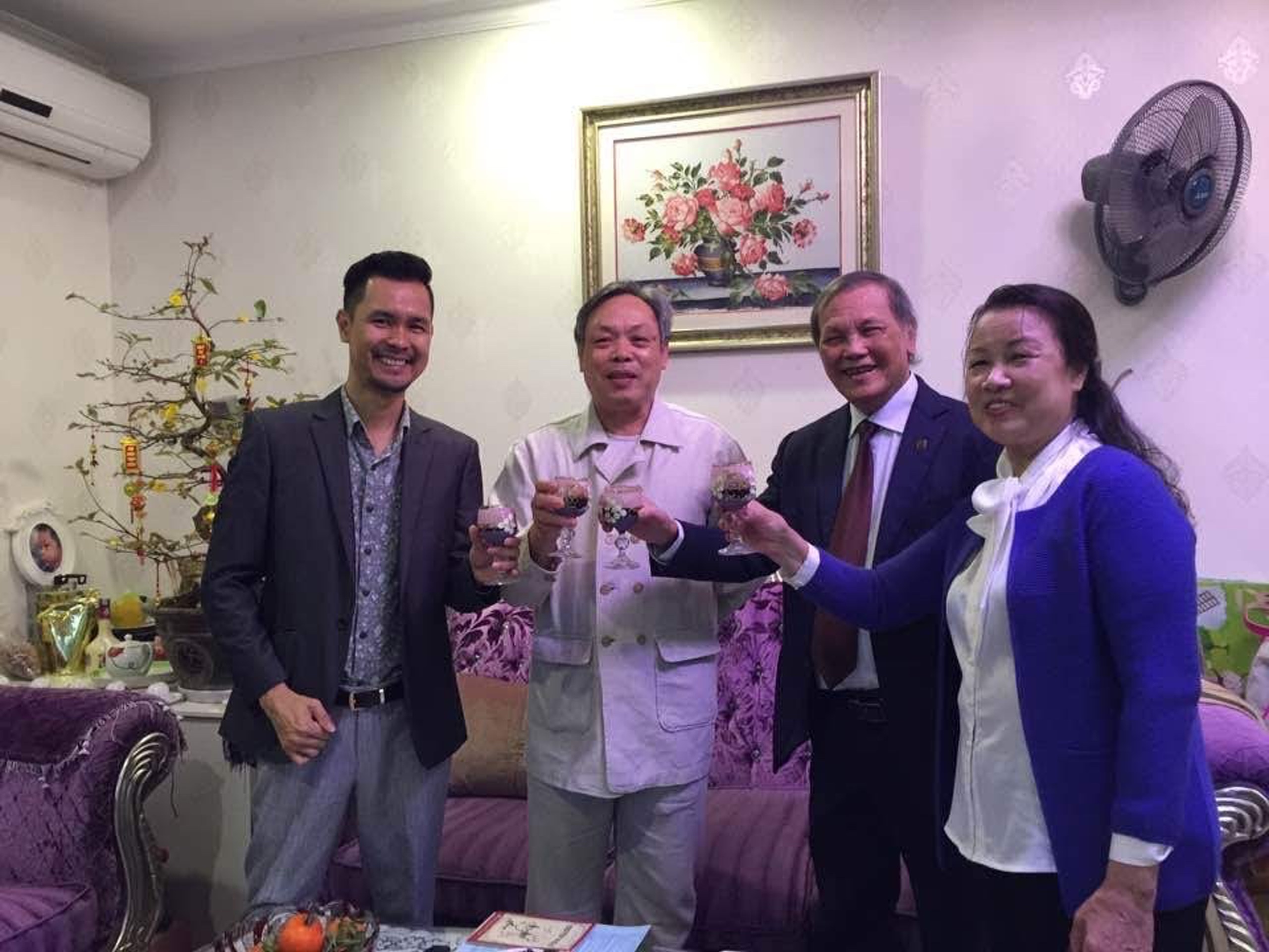 Van mai mua xuan hinh anh