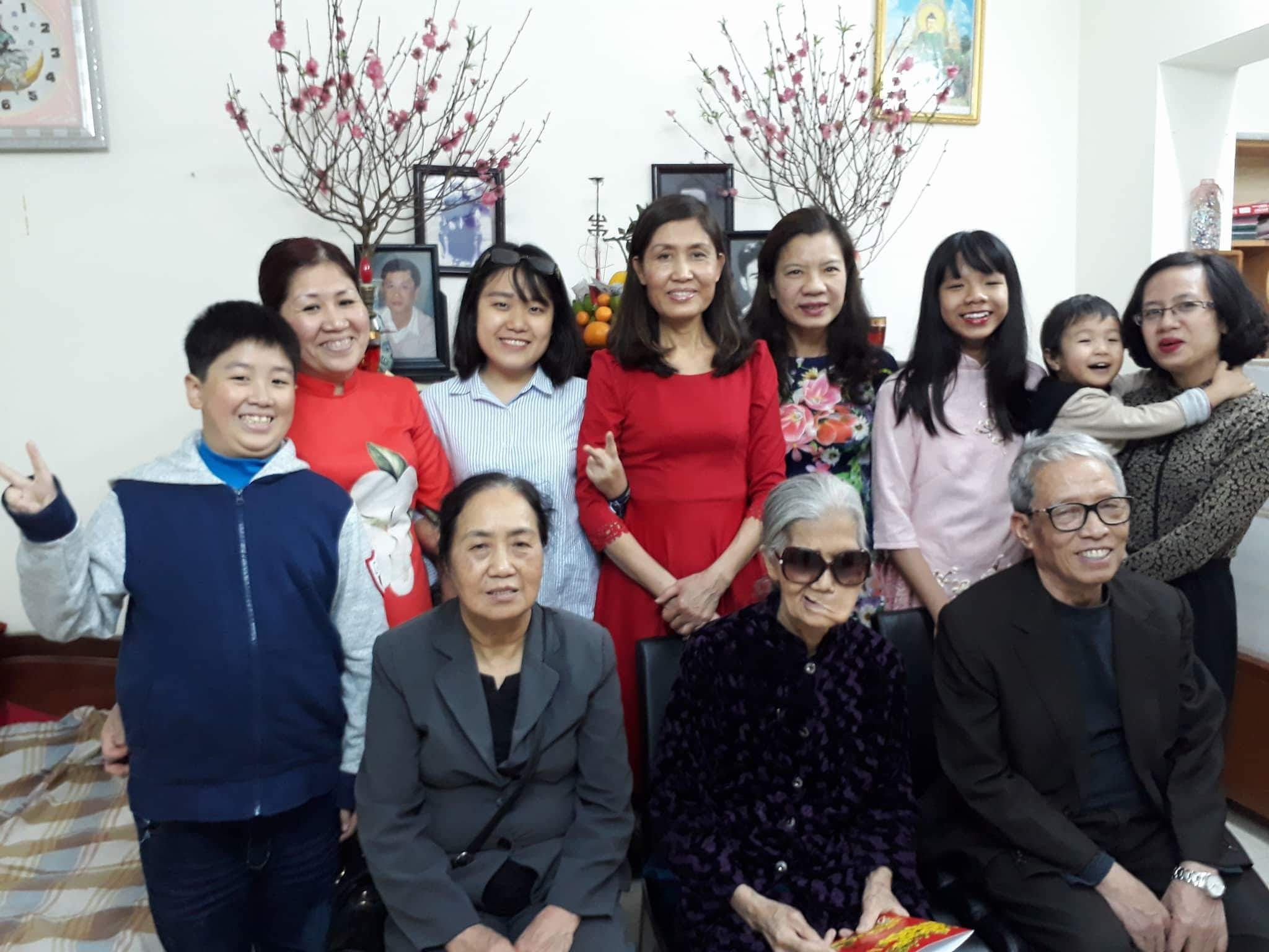'Da hai nam roi, toi chua duoc ve que vi Covid-19' hinh anh