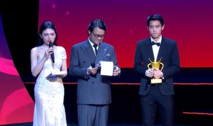 Dinh Bac duoc vinh danh o Cup chien thang hinh anh