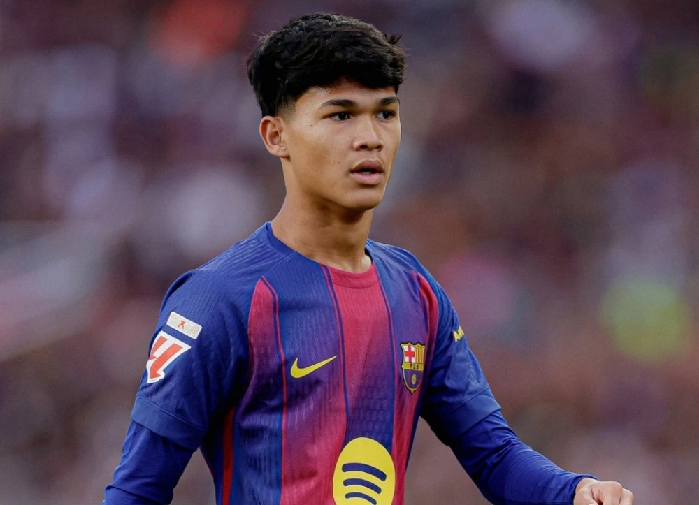 Tai nang goc Philippines cap ben PSG hinh anh