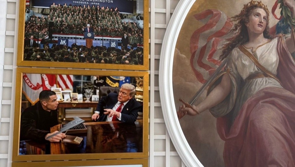 Buc anh Ronaldo duoc treo o Nha Trang gay chu y hinh anh